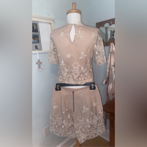 NWOT Lauren Conrad Runway Rose Gold Set (4/6) - Picture 2 of 5